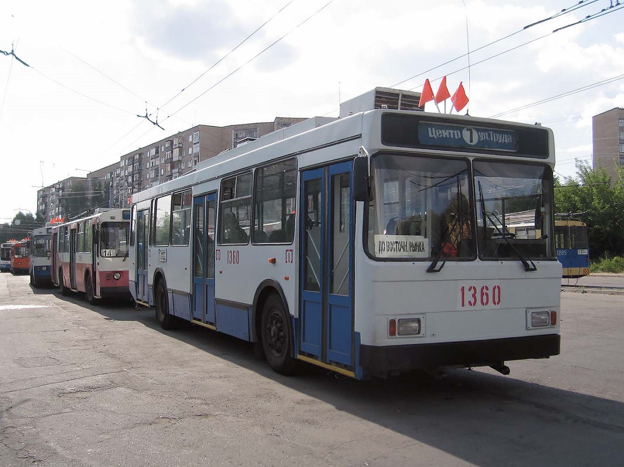 Ижевск, ВМЗ-5298-22 № 1360