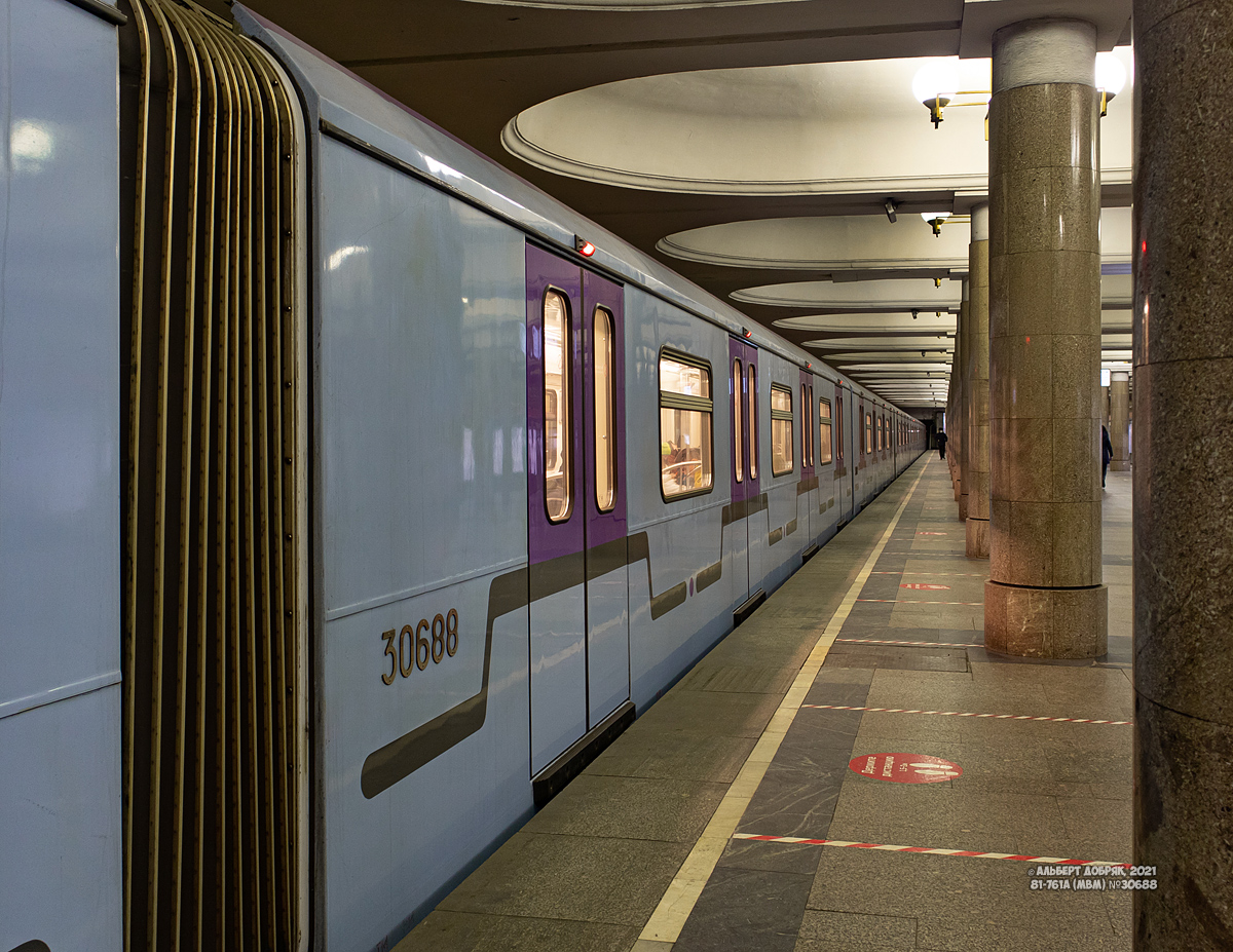 Москва, 81-761А № 30688