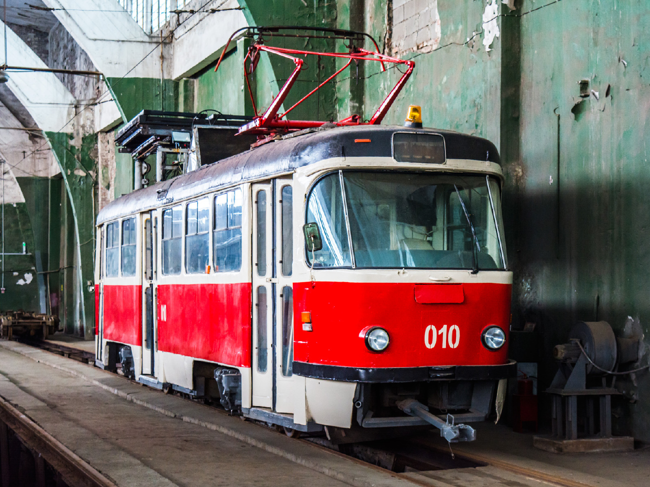 Kaliningrad, Tatra T4SU # 010