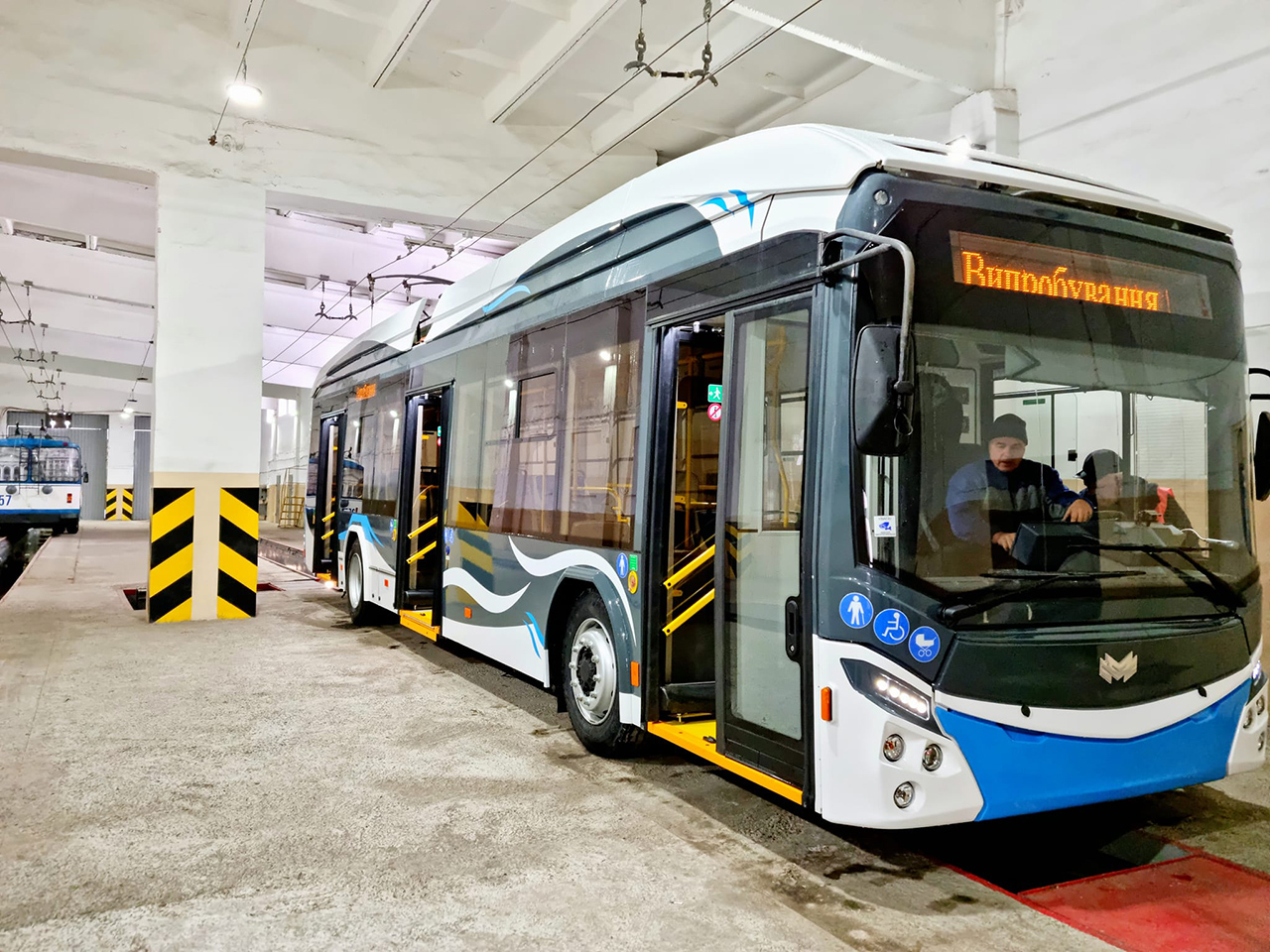 Херсон, АКСМ 321 (БКМ-Україна) № б/н 1