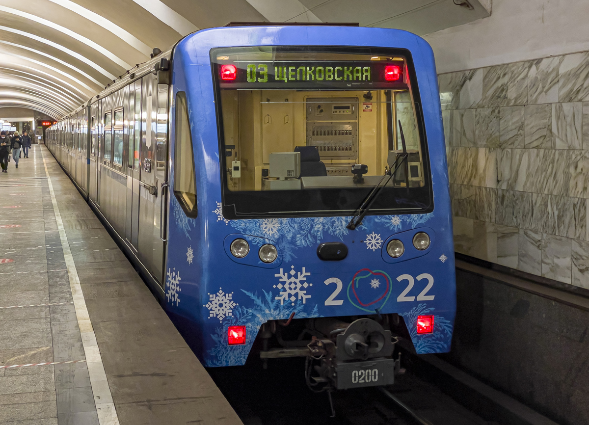 Москва, 81-740.4 «Русич» № 0200