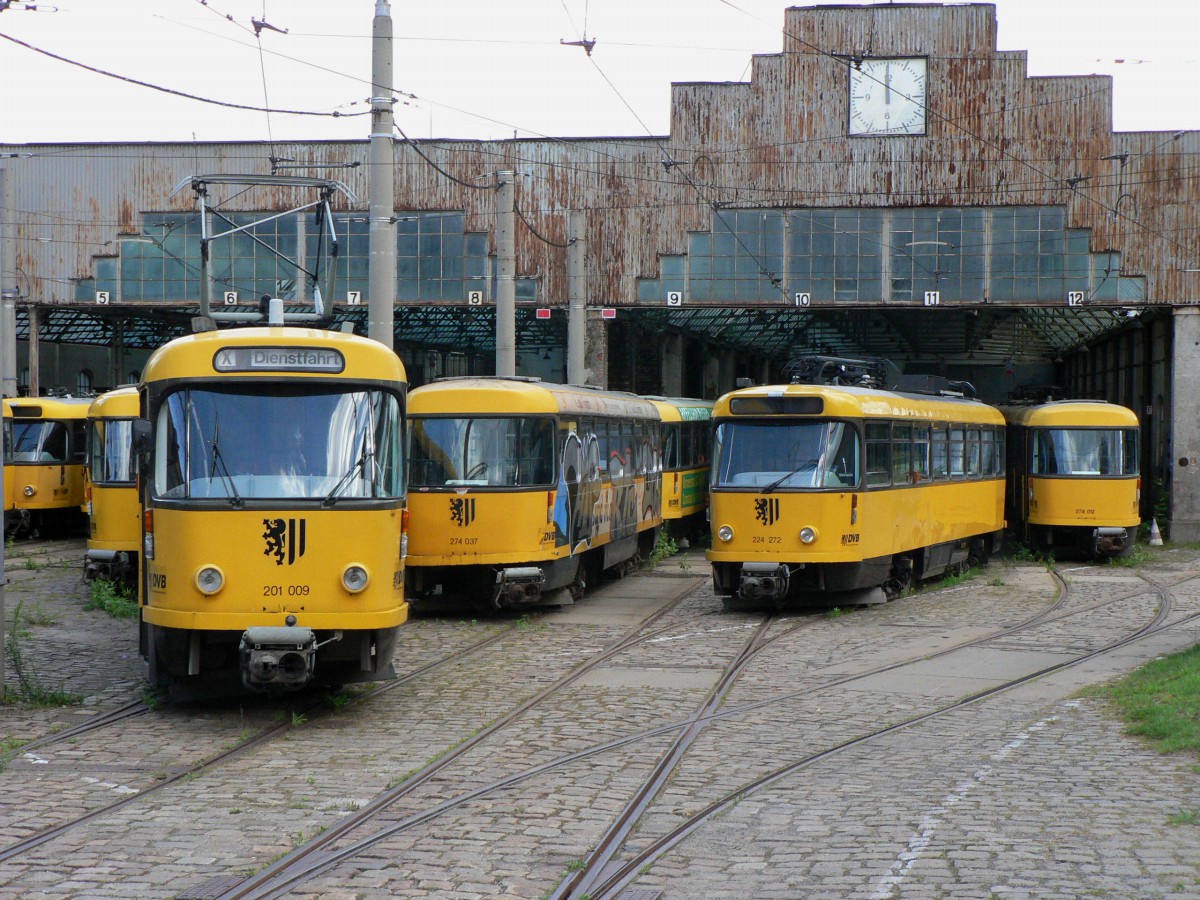 Дрезден, Tatra T4D-MI № 201 009; Дрезден, Tatra B4D-MS № 274 037; Дрезден, Tatra T4D-MT № 224 272; Дрезден, Tatra B4D-MS № 274 012