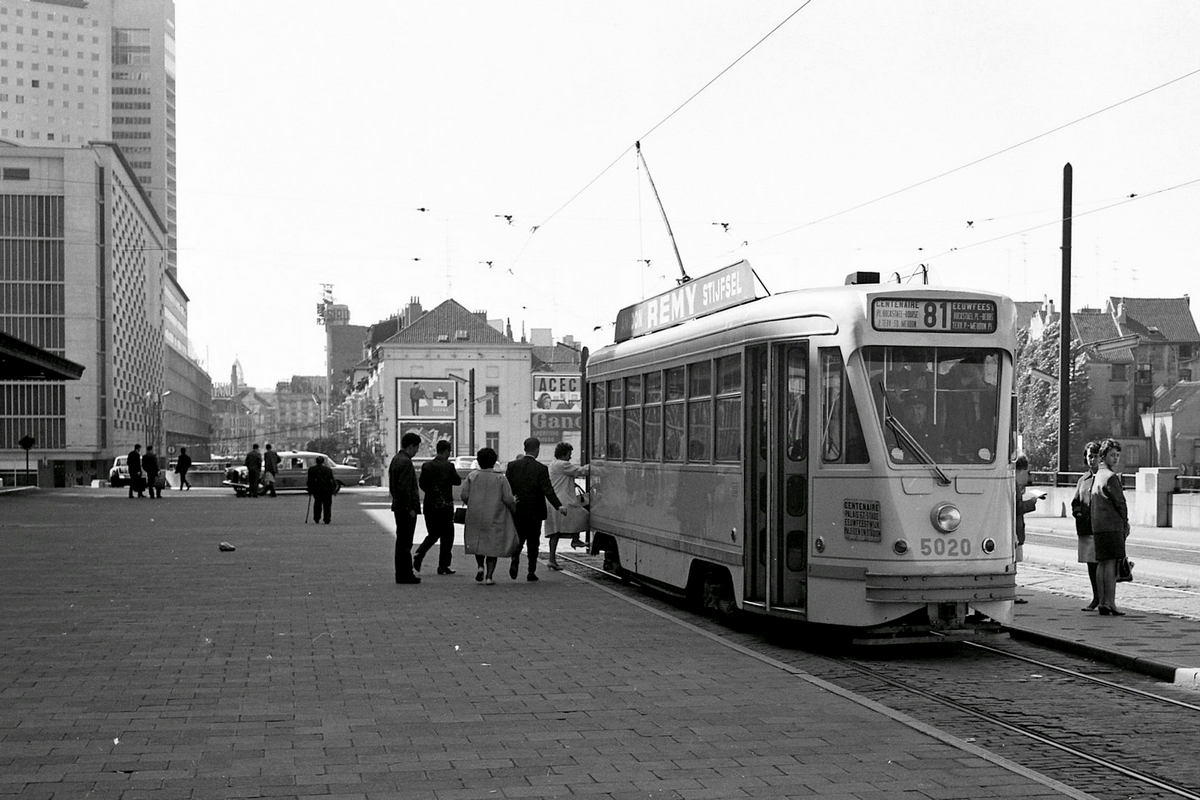 Brussels, MIVB/STIB Series 5000 (modernized) č. 5020; Brussels — Old photos MIVB / STIB