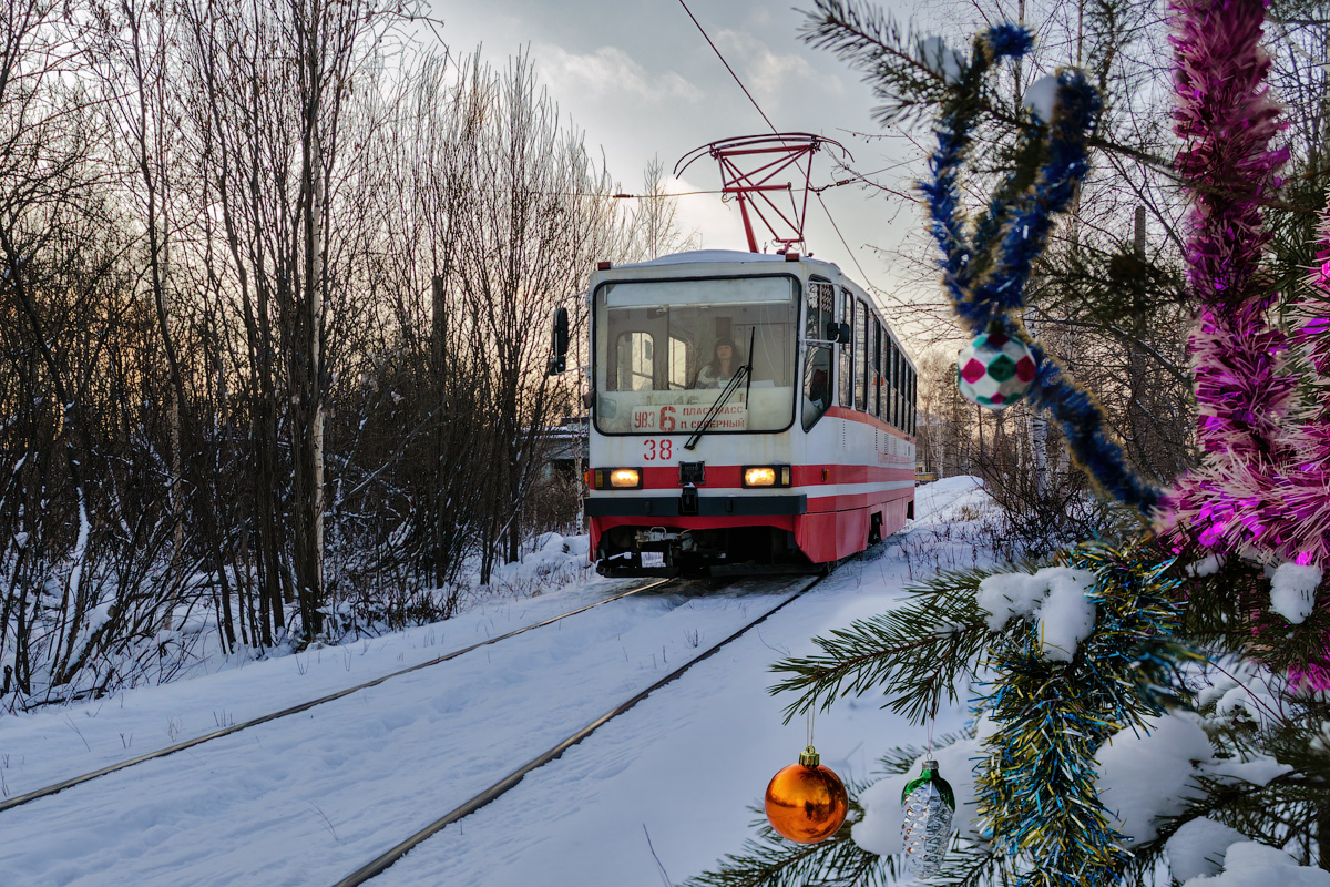 Нижний Тагил, 71-402 № 38; Нижний Тагил — Разные фотографии Нижний Тагил, 71-402 № 38; Нижний Тагил — Разные фотографии