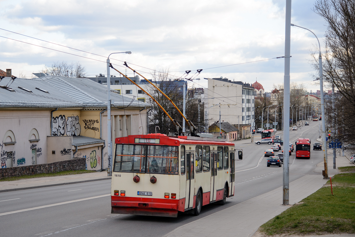Вильнюс, Škoda 14Tr13/6 № 1610