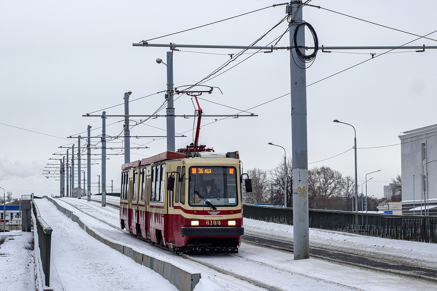Санкт-Петербург, ЛВС-86М2 № 8199