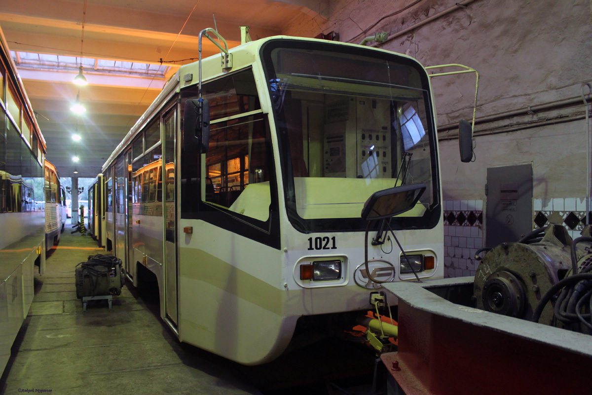 Саратов, 71-619КТ № 1021