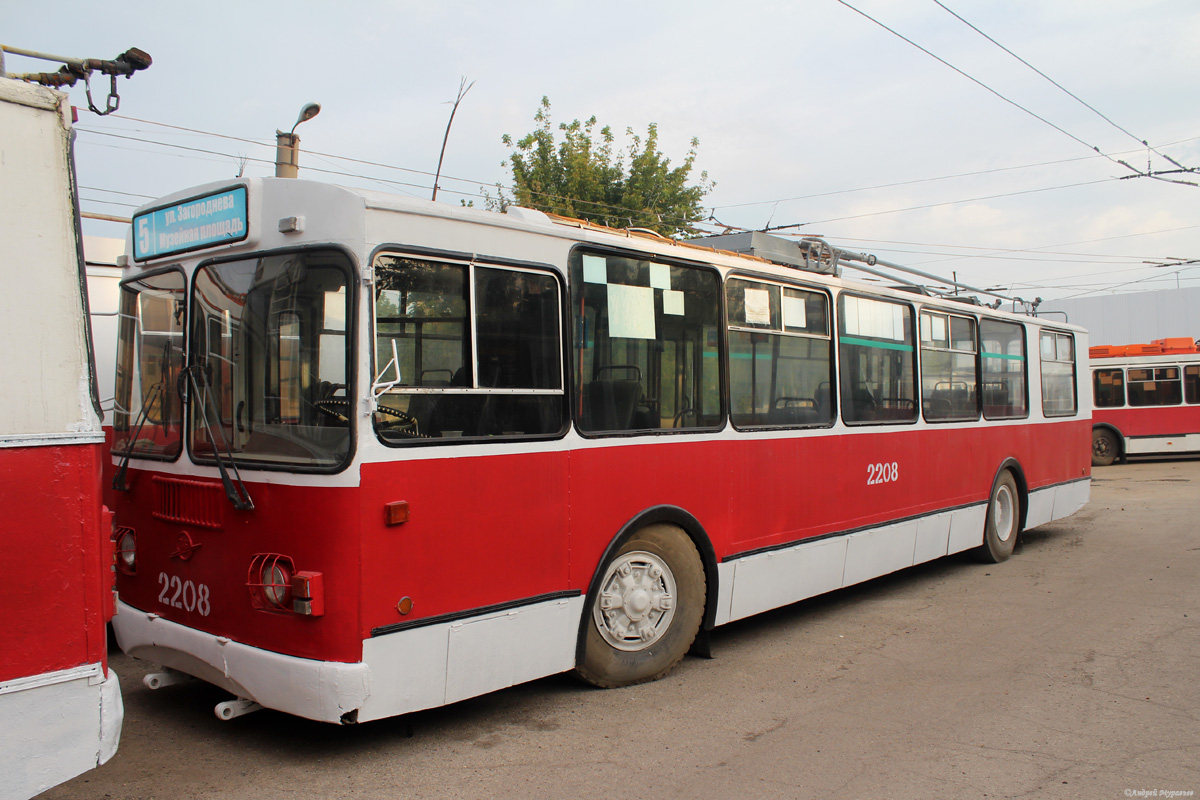 Саратов, ЗиУ-682Г-016 (012) № 2208