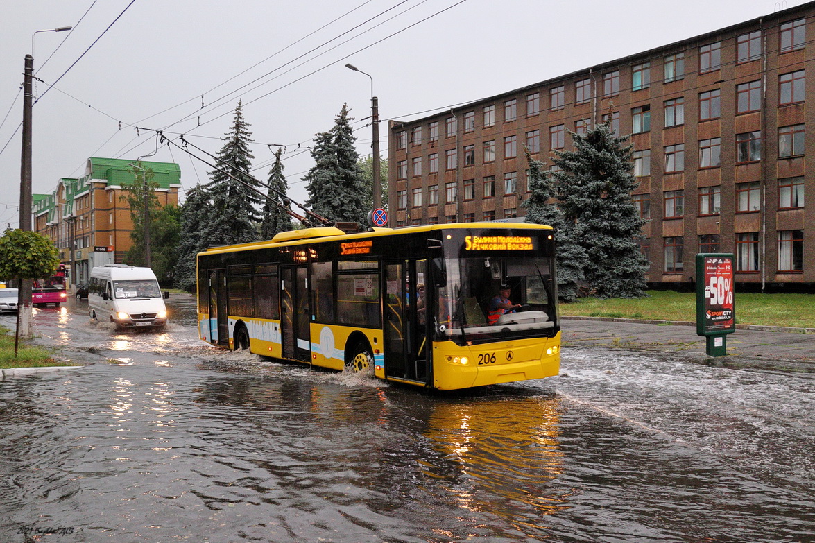 Кременчуг, ЛАЗ E183D1 № 206