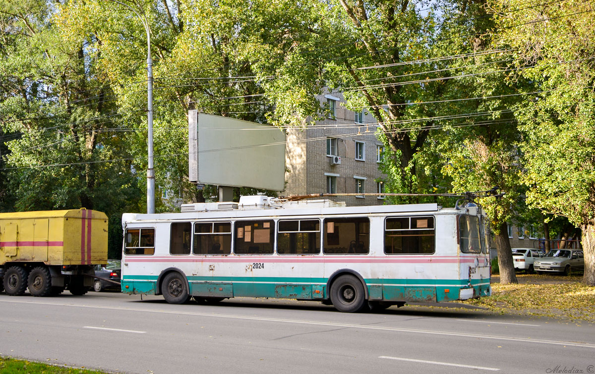 Пенза, ЗиУ-682Г-016.02 № 2024