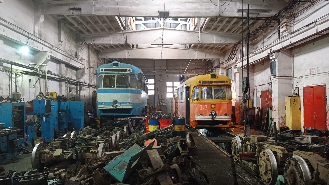 Chabarovsk, RVZ-6M2 č. 341; Chabarovsk, RVZ-6M2 č. 322 Chabarovsk, RVZ-6M2 č. 341; Chabarovsk, RVZ-6M2 č. 322