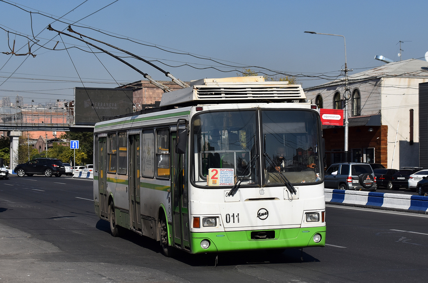 Ереван, ЛиАЗ-5280 (ВЗТМ) № 011