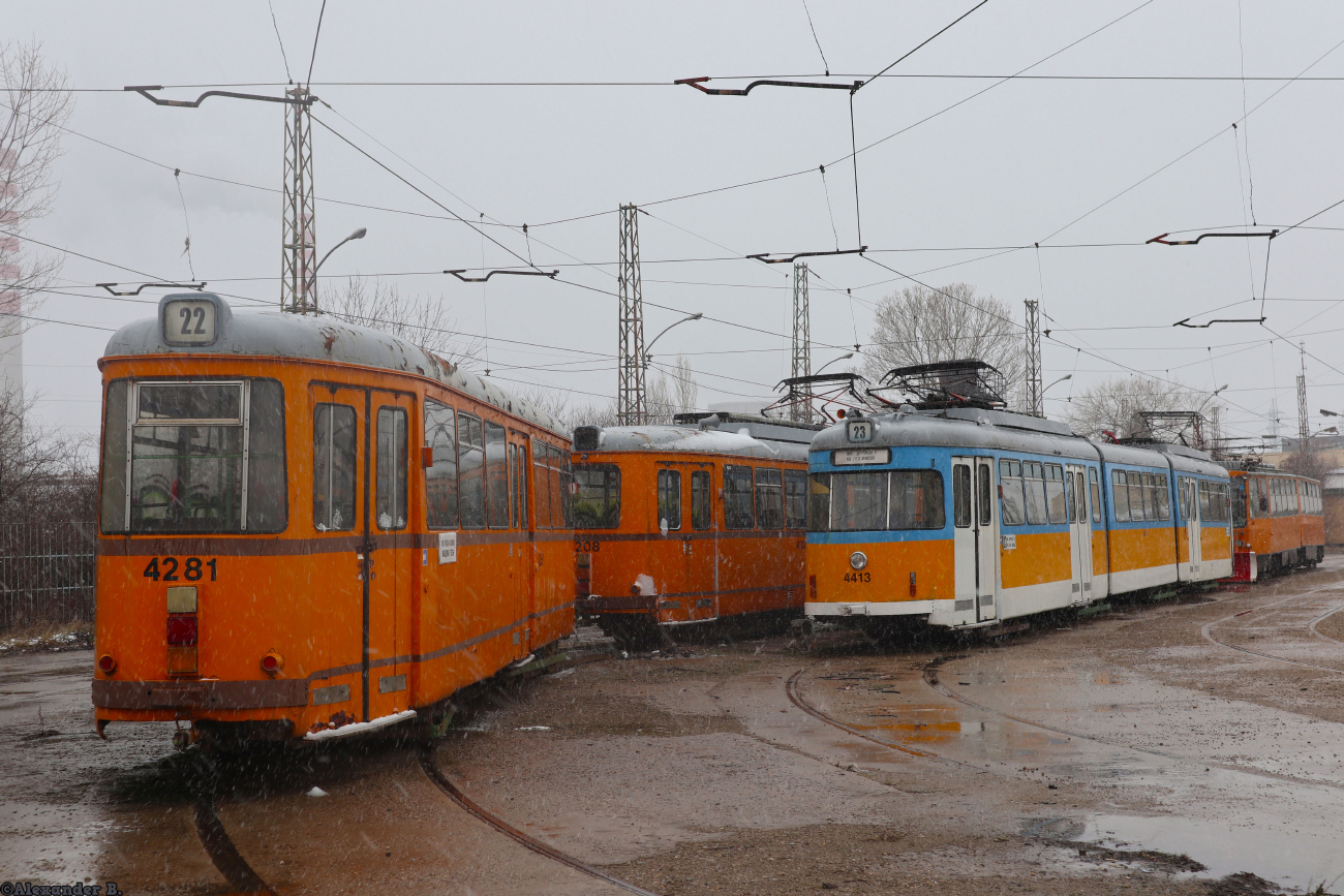 Sofia, Duewag B4 N°. 4281; Sofia, Duewag GT8 N°. 4413