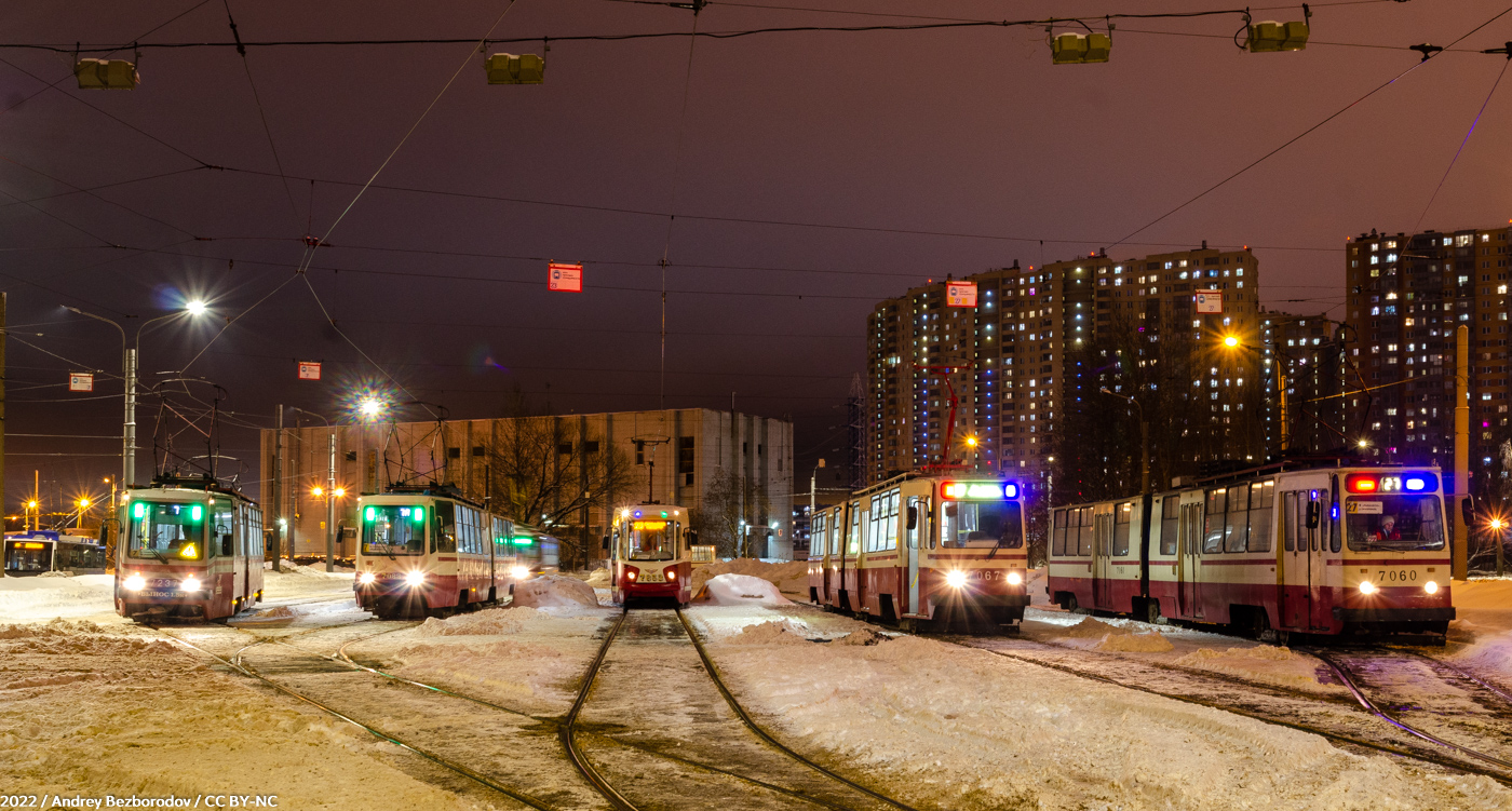 Szentpétervár, TS-77 — 7237; Szentpétervár, LVS-86K — 7083; Szentpétervár, LM-68M2 (mod. SPb GET) — 7653; Szentpétervár, LVS-86K — 7067; Szentpétervár, LVS-86K — 7060