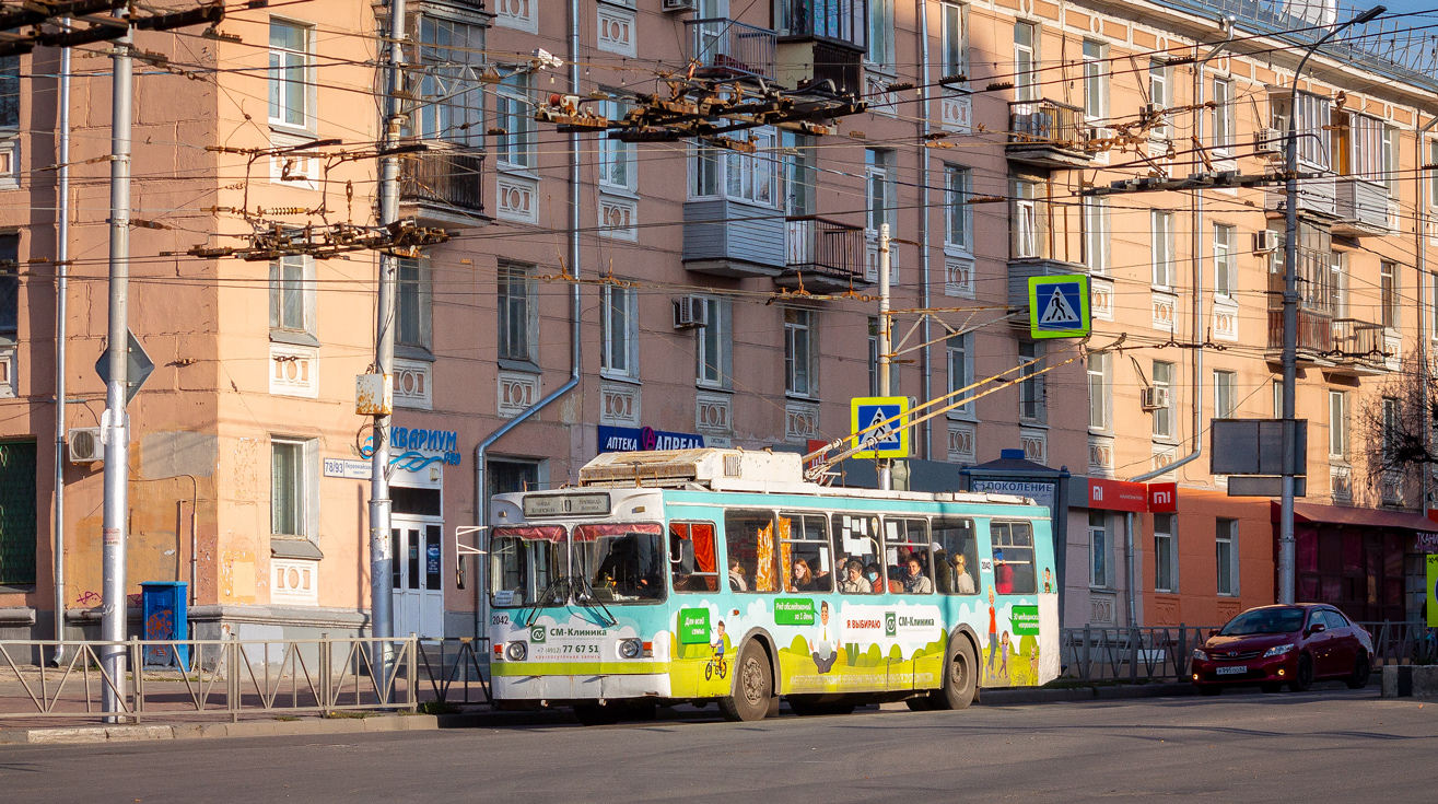 Рязань, ЗиУ-682ГМ1 (с широкой передней дверью) № 2042 Рязань, ЗиУ-682ГМ1 (с широкой передней дверью) № 2042