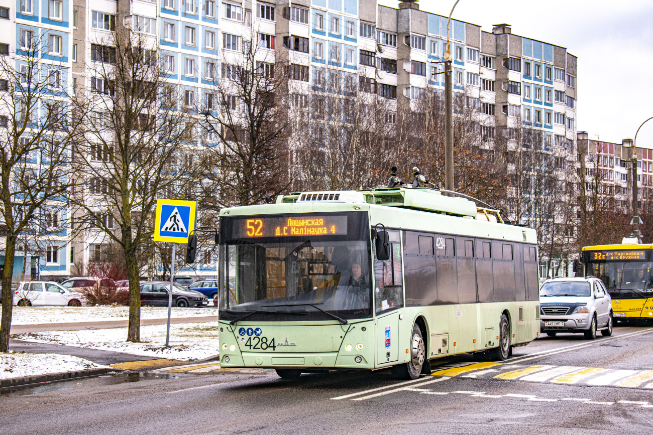 Minsk, MAZ-203T70 Nr. 4284
