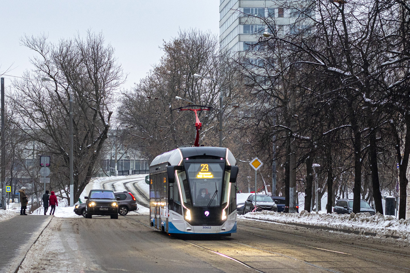 Moskva, 71-911EM “Lvyonok” č. 30612