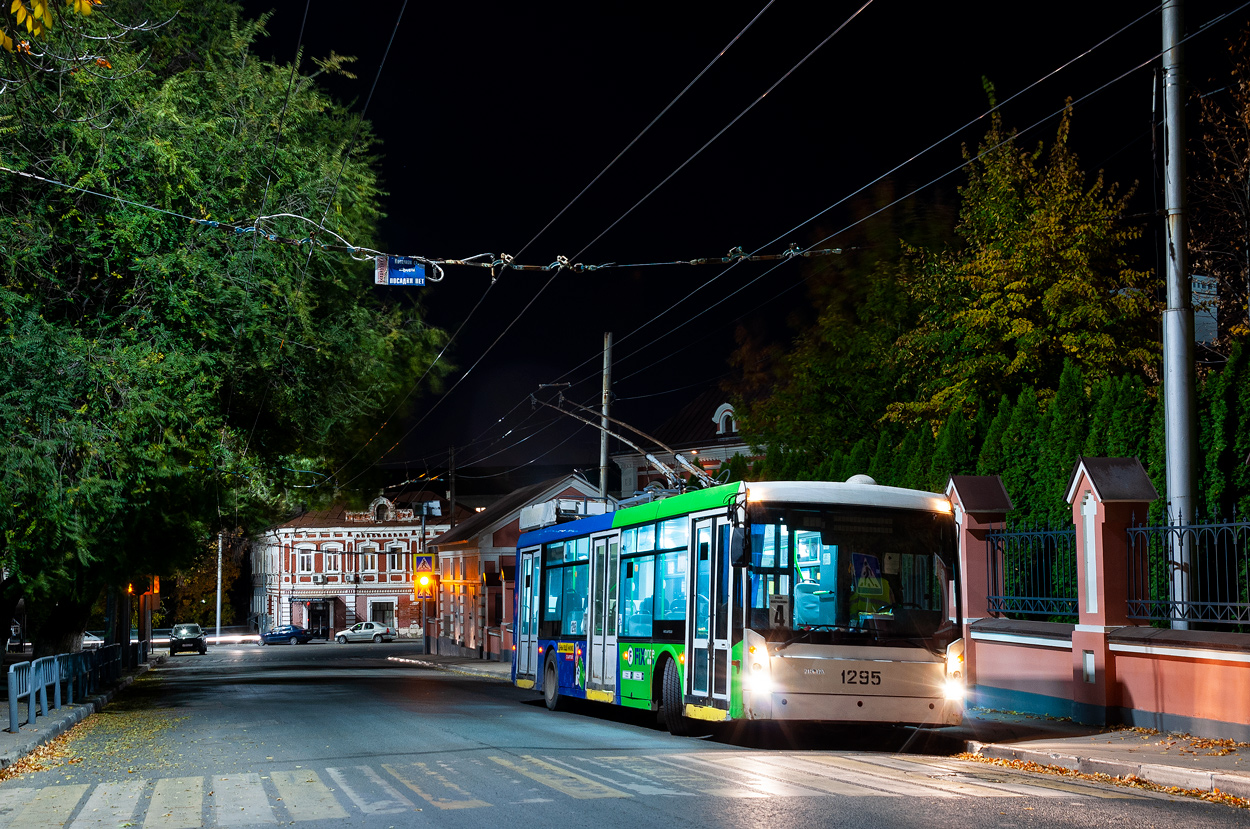 Саратов, Тролза-5265.00 «Мегаполис» № 1295