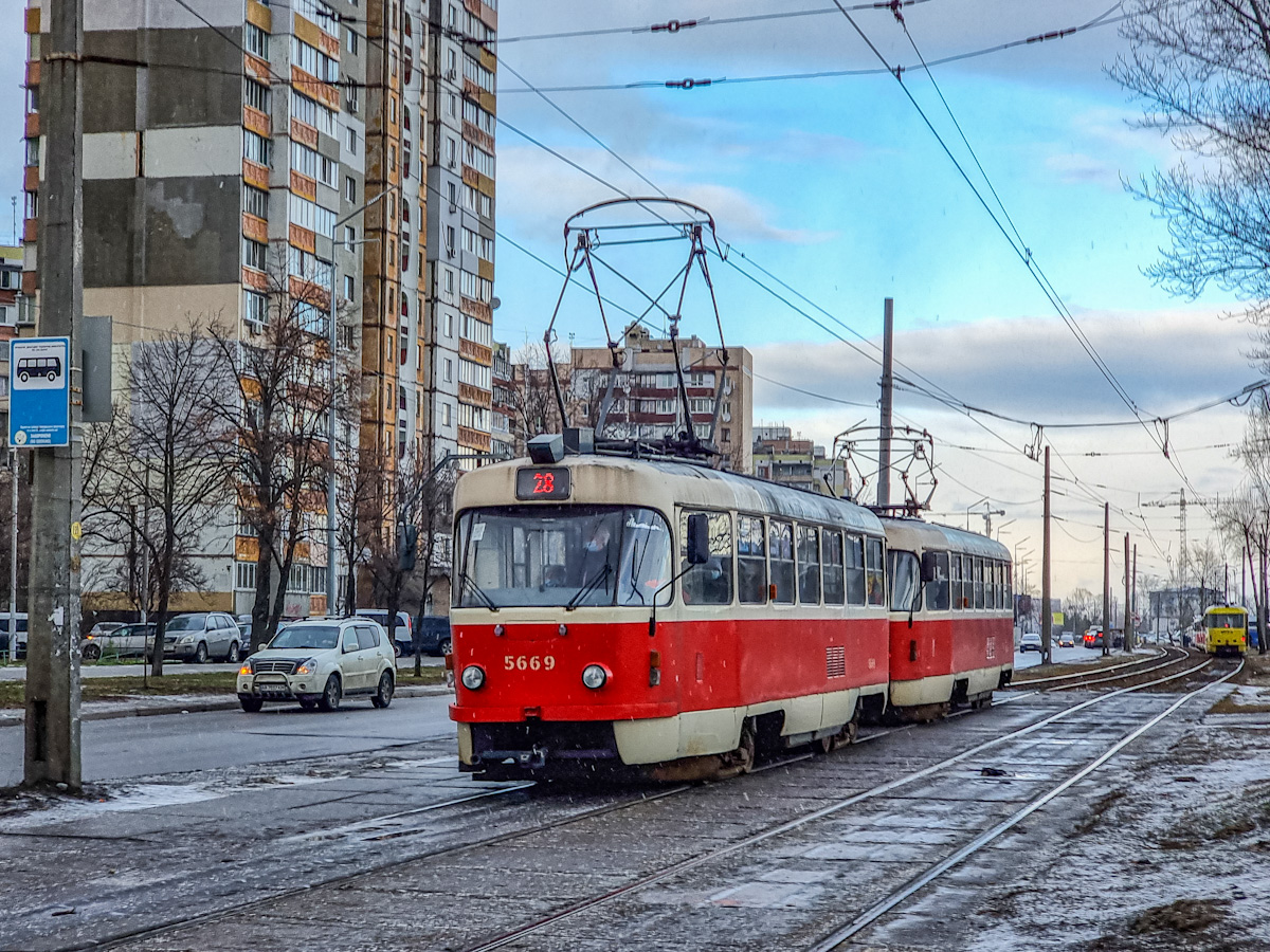 Киев, Tatra T3SUCS № 5669