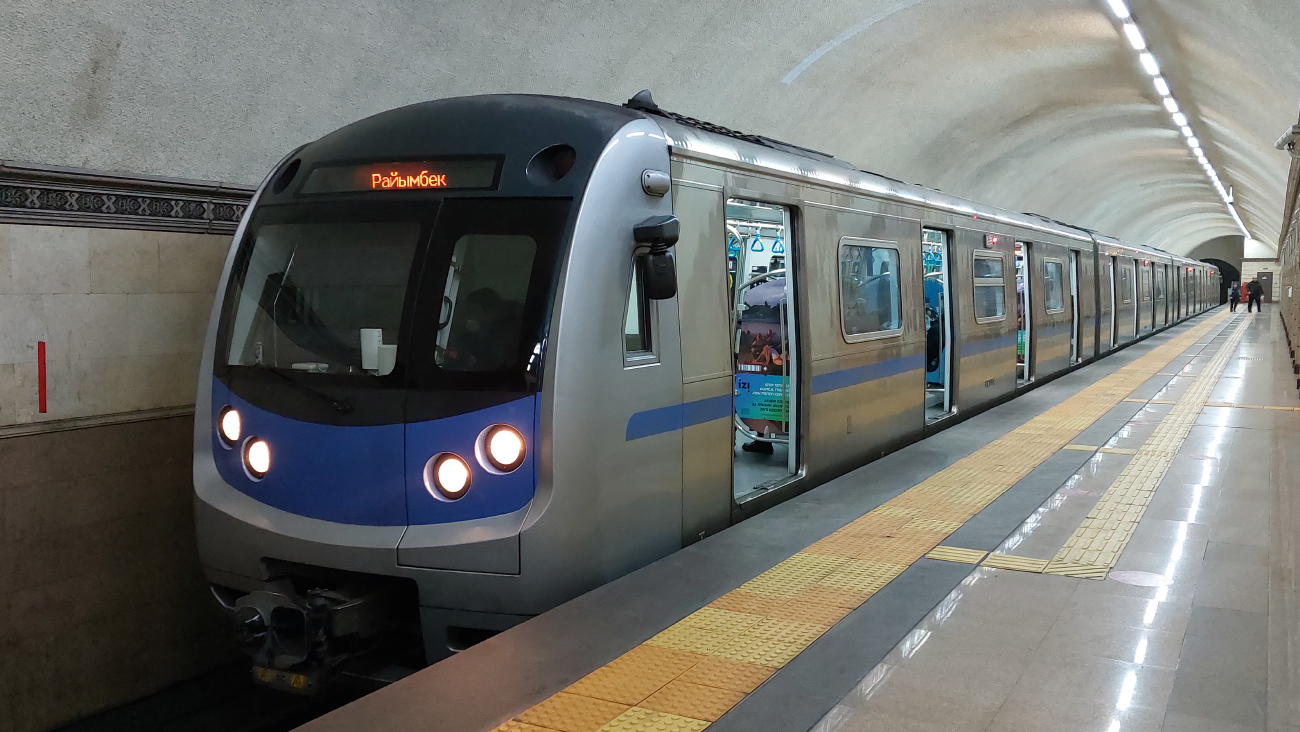 Алматы, Hyundai Rotem № 04004