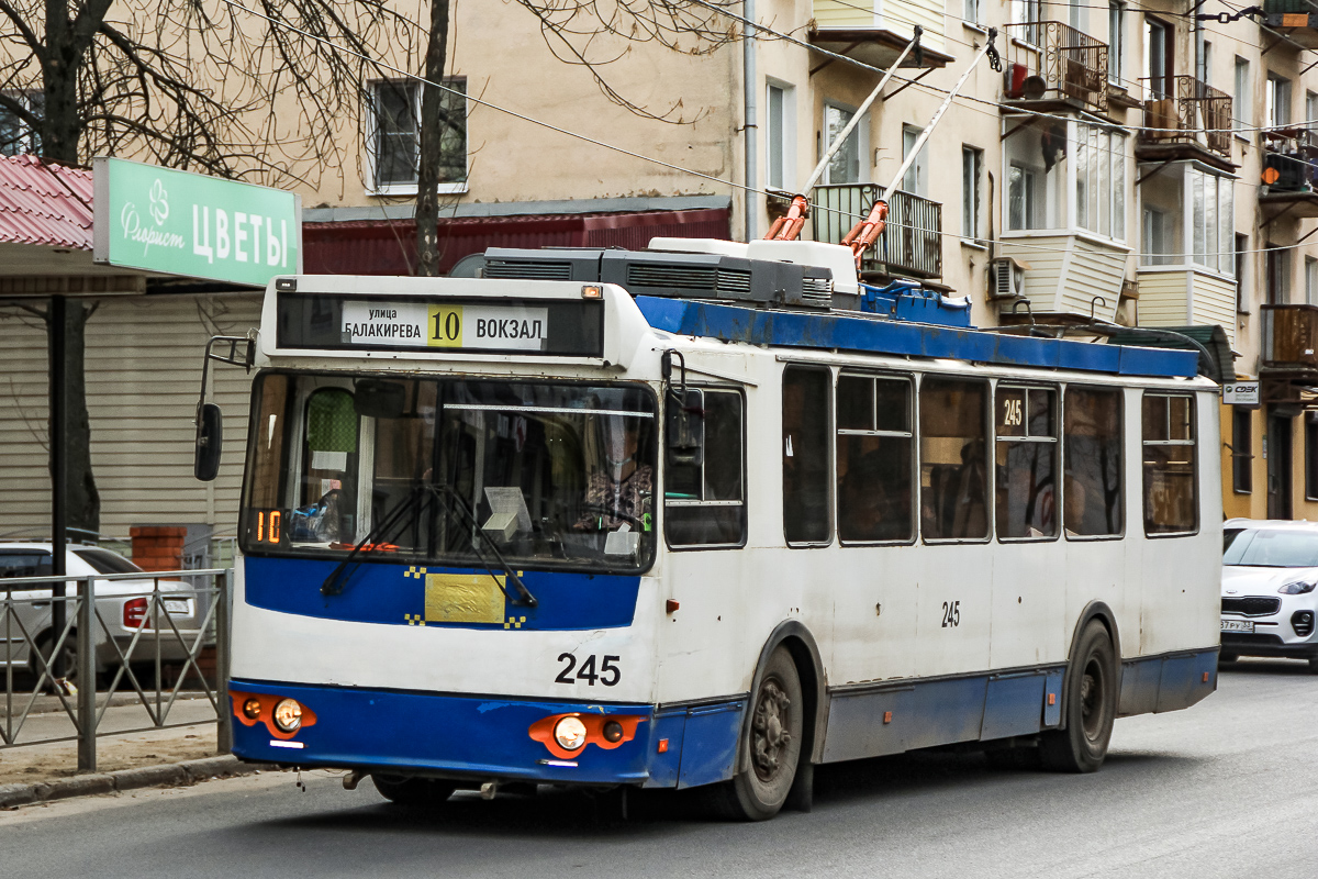 Владимир, ЗиУ-682Г-016.02 № 245