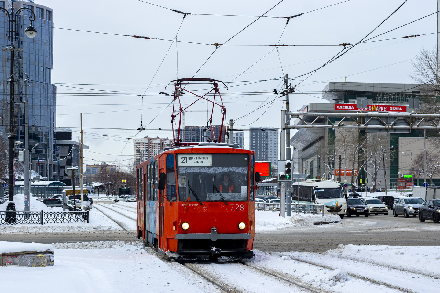 Jekaterinburg, Tatra T6B5SU Nr. 728