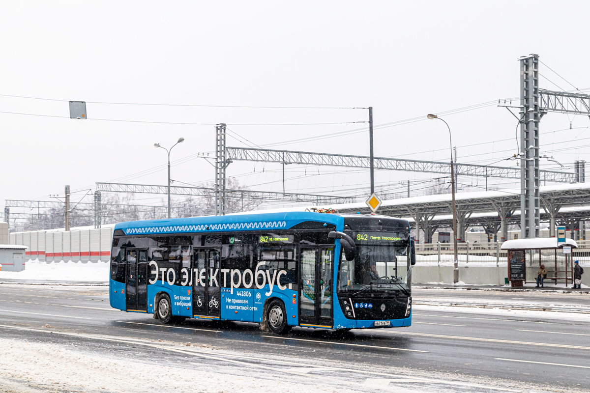 Moskva, KAMAZ-6282 č. 441806