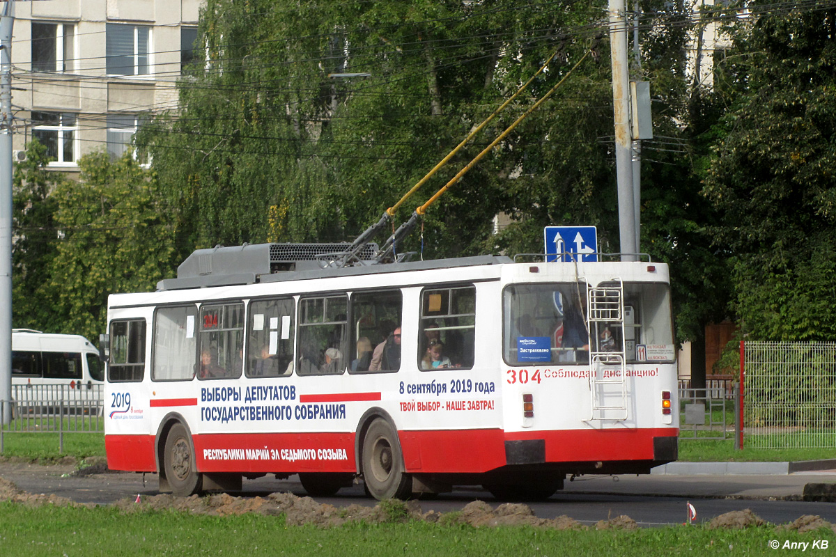 Йошкар-Ола, ЗиУ-682ГМ1 (с широкой передней дверью) № 304