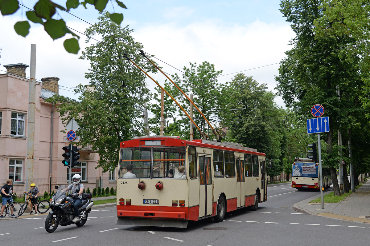 Vilnius, Škoda 14Tr10/6 č. 2125