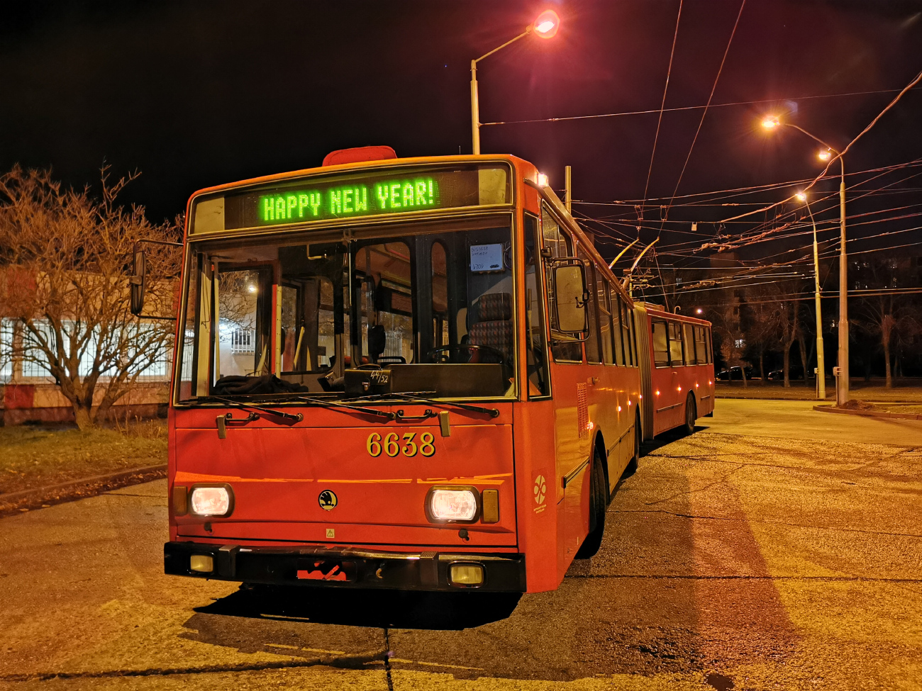 Братислава, Škoda 15Tr13/6M № 6638