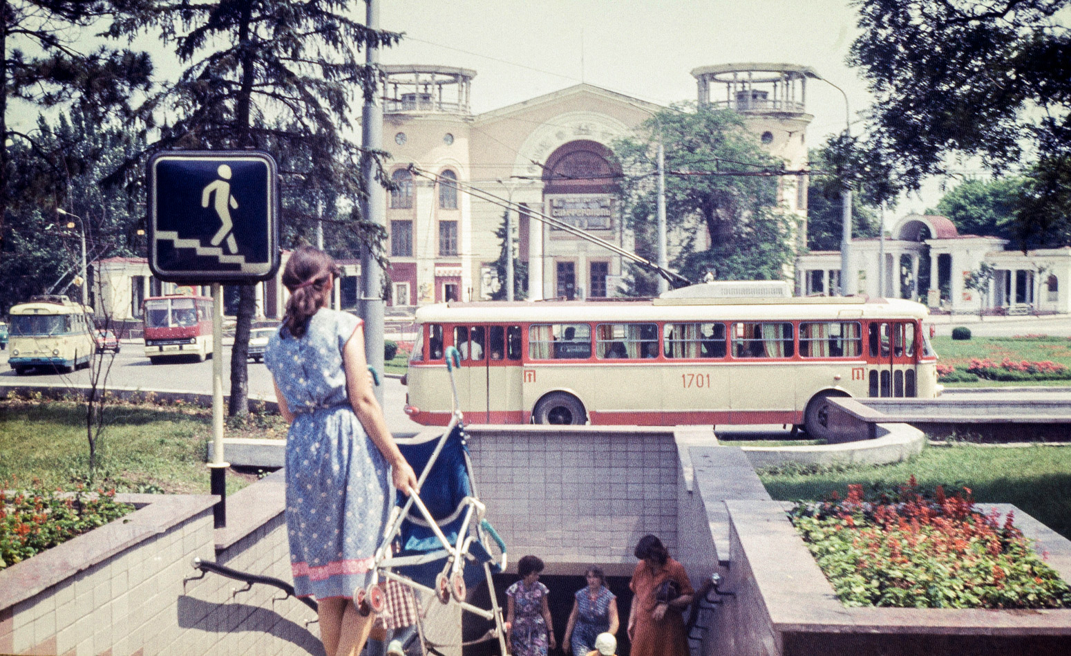 Крымский троллейбус, Škoda 9TrH27 № 1701; Крымский троллейбус — Исторические фотографии (1959 — 2000)