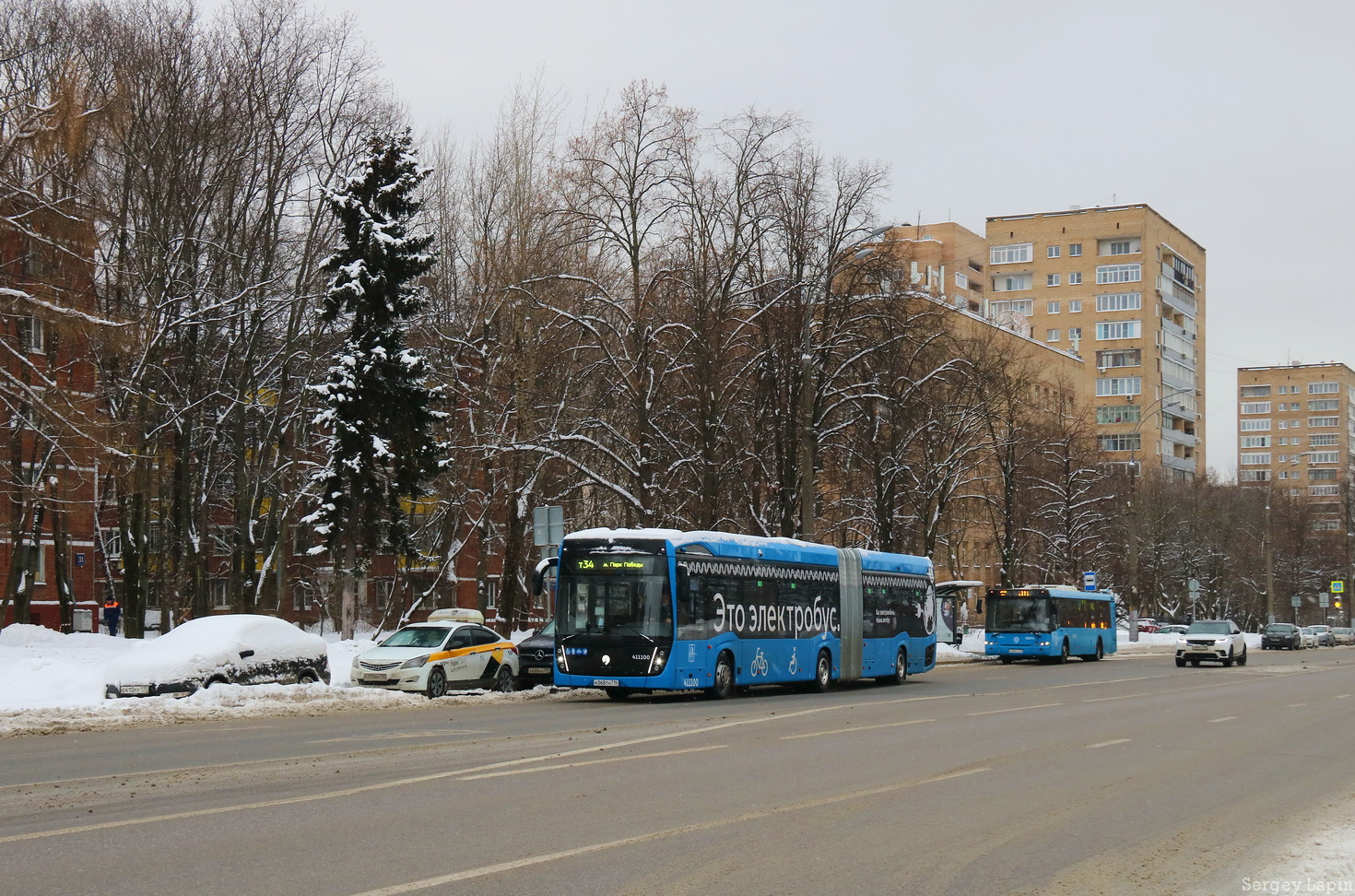 Москва, КАМАЗ-6292 № 411100