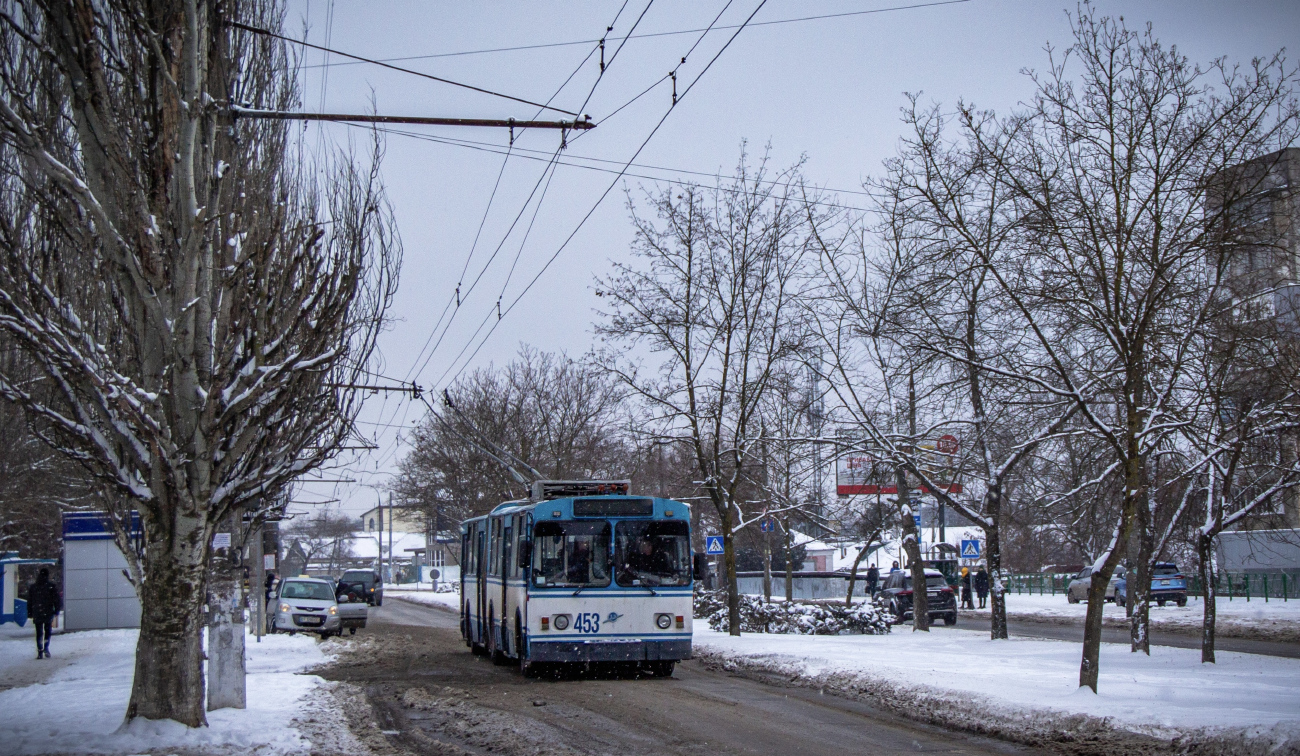 Херсон, ЗиУ-683В01 № 453