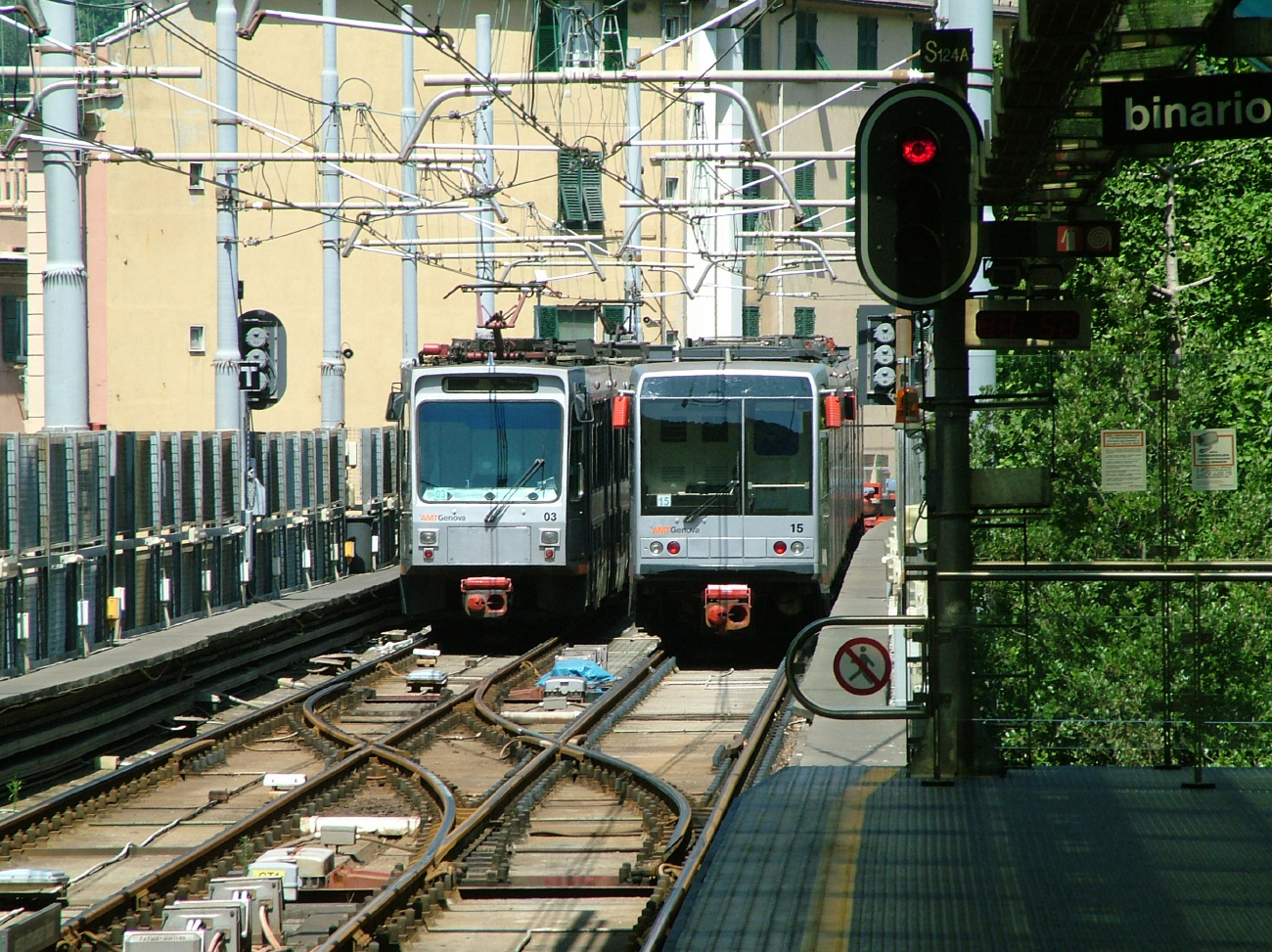 Генуя, AMT-1985 № 03; Генуя, Firema T67 № 15