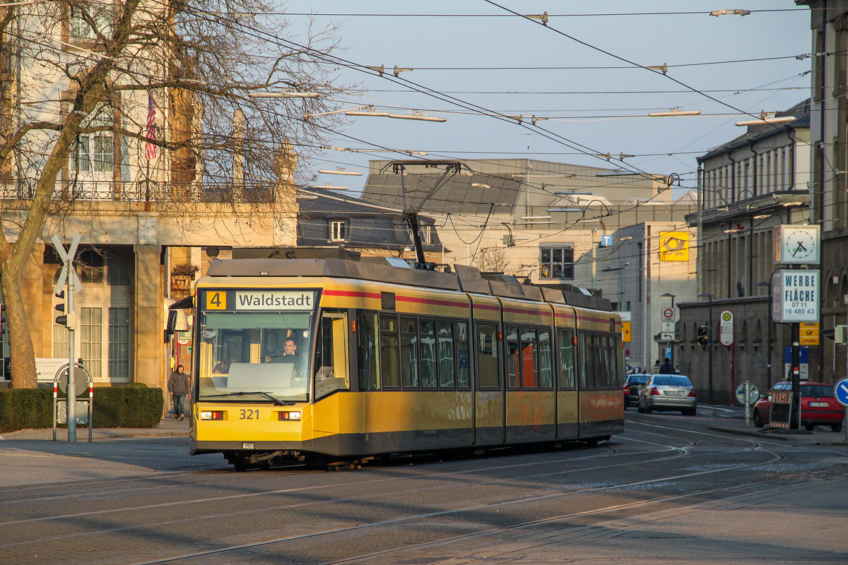 Карлсруэ, Siemens GT8-70DN № 321