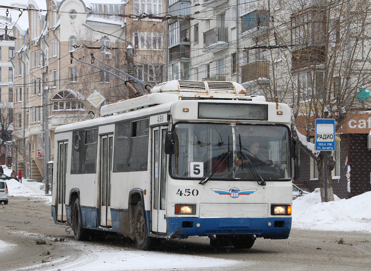 Киров, БТЗ-52764Р № 450