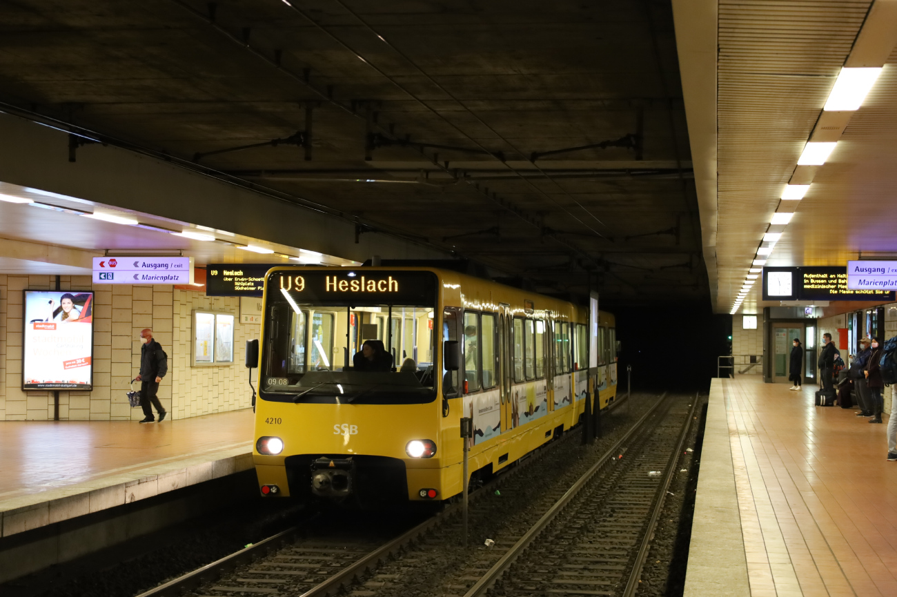 Штутгарт, Duewag DT8.S № 4210