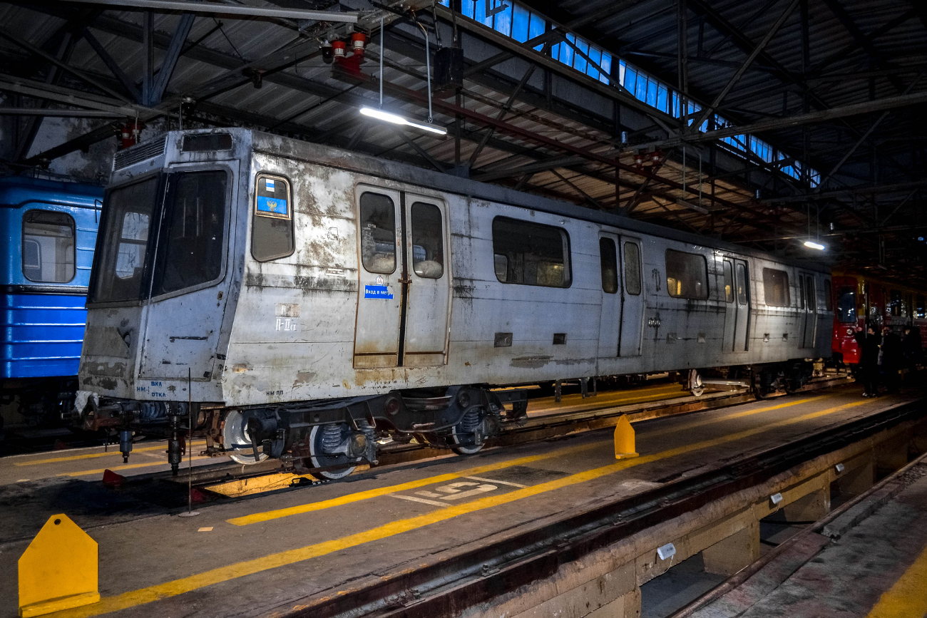 Москва, 81-715.2 № 10004