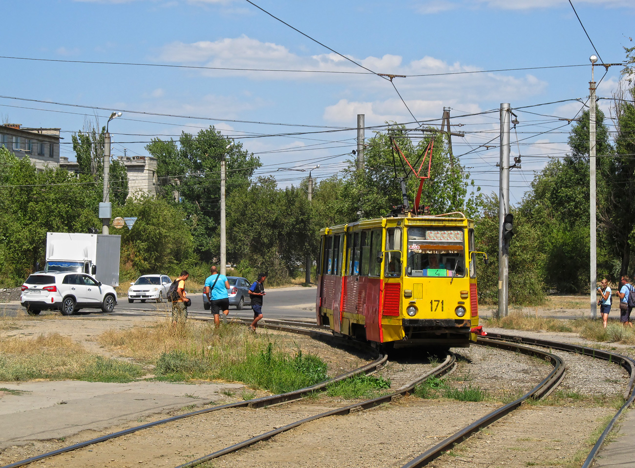 Волжский, 71-605 (КТМ-5М3) № 171; Волжский — Разные фотографии Волжский, 71-605 (КТМ-5М3) № 171; Волжский — Разные фотографии