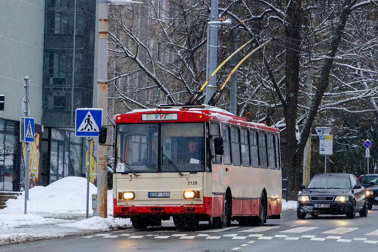 Вильнюс, Škoda 14Tr10/6 № 2128 Вильнюс, Škoda 14Tr10/6 № 2128