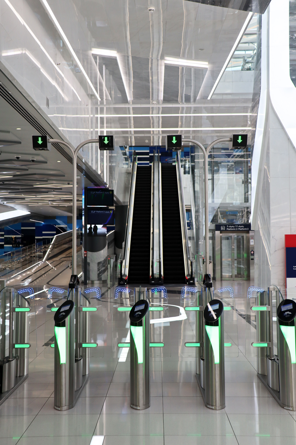 Дубай — Метрополитен — Route 2020; Дубай — Метрополитен — Станции