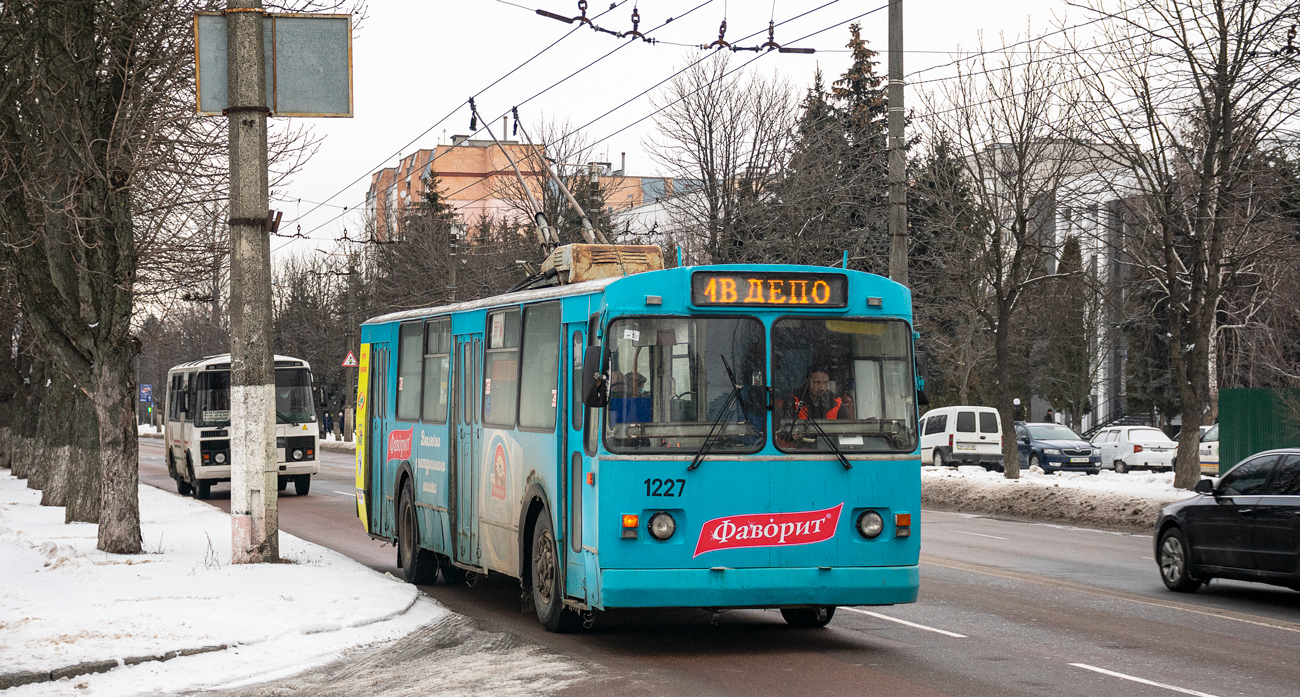 Житомир, ЗиУ-682В [В00] № 1227