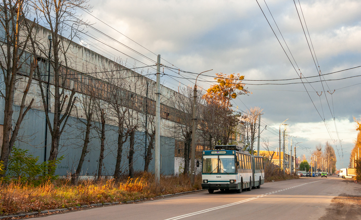 Житомир, ЮМЗ Т1 № 1066