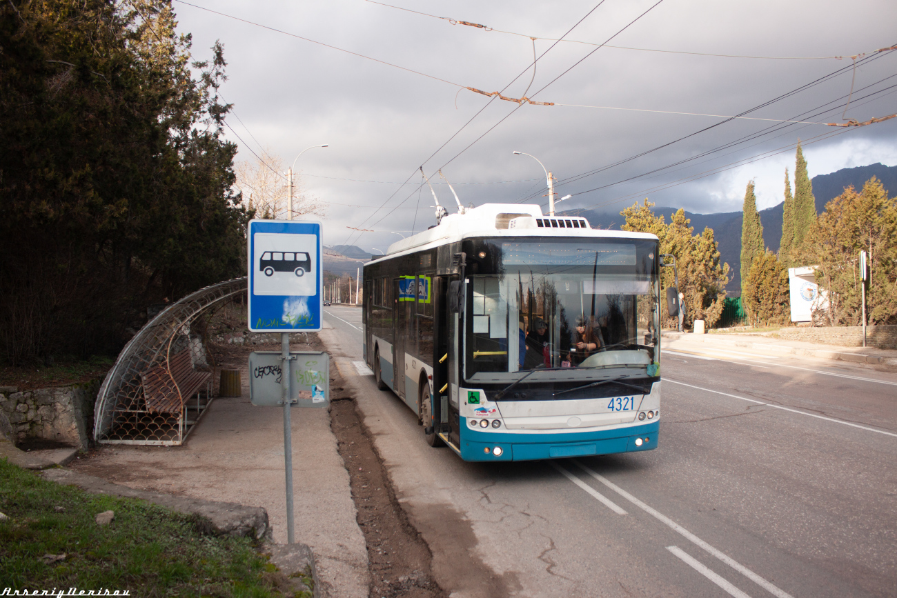 Trolleybus de Crimée, Bogdan T70110 N°. 4321