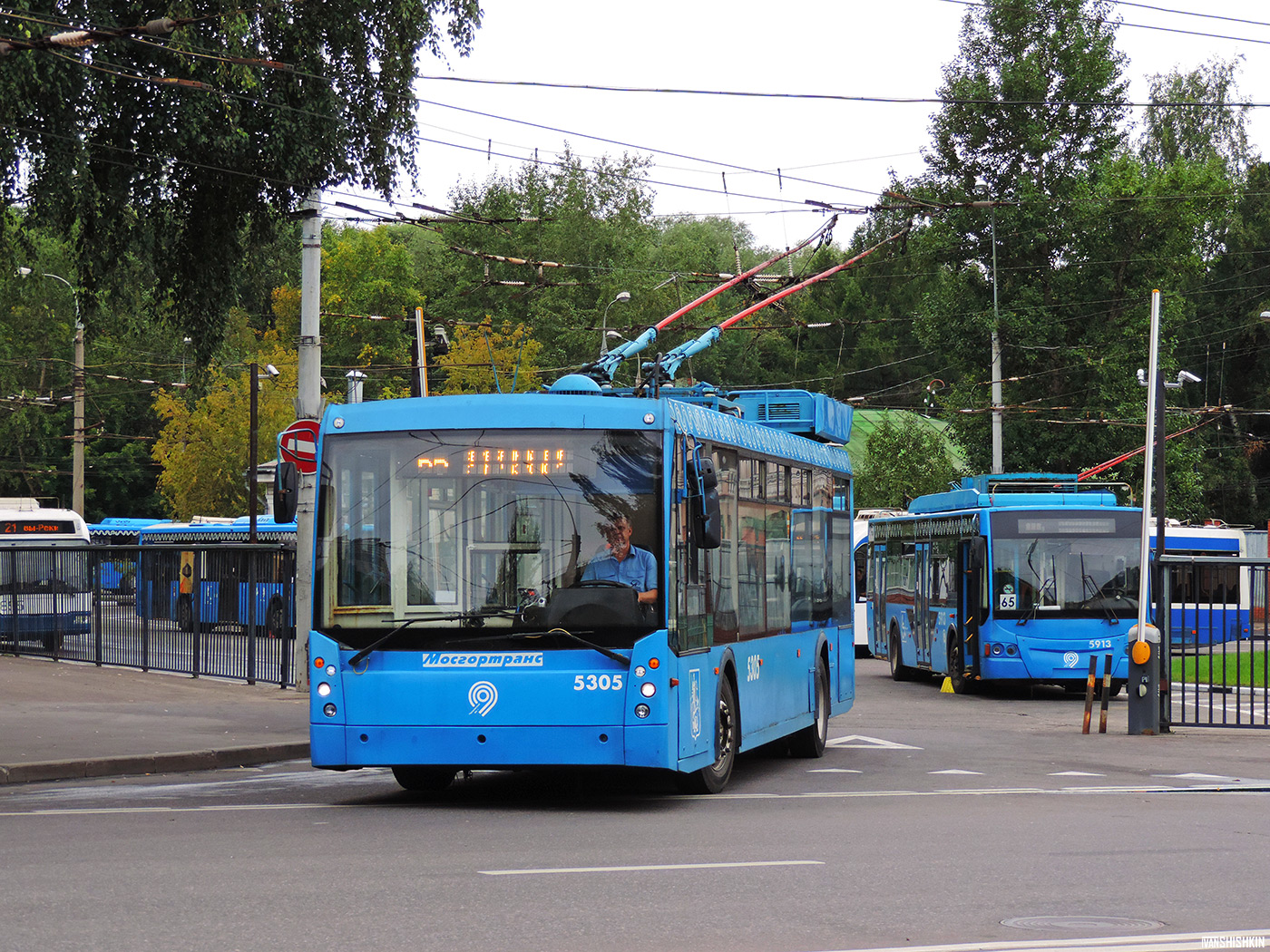 Москва, Тролза-5265.00 «Мегаполис» № 5305