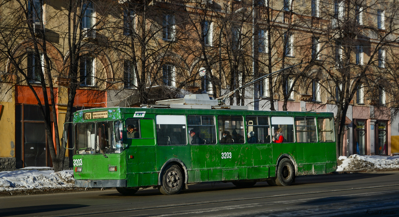 Новосибирск, ВМЗ-201 № 3203