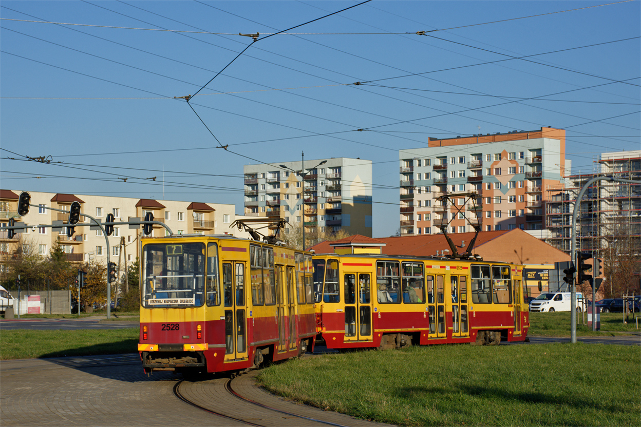 Łódź, Konstal 805Na — 2528