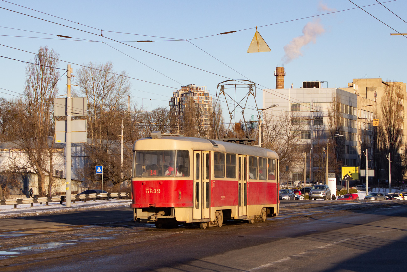 Kijev, Tatra T3SU — 5839
