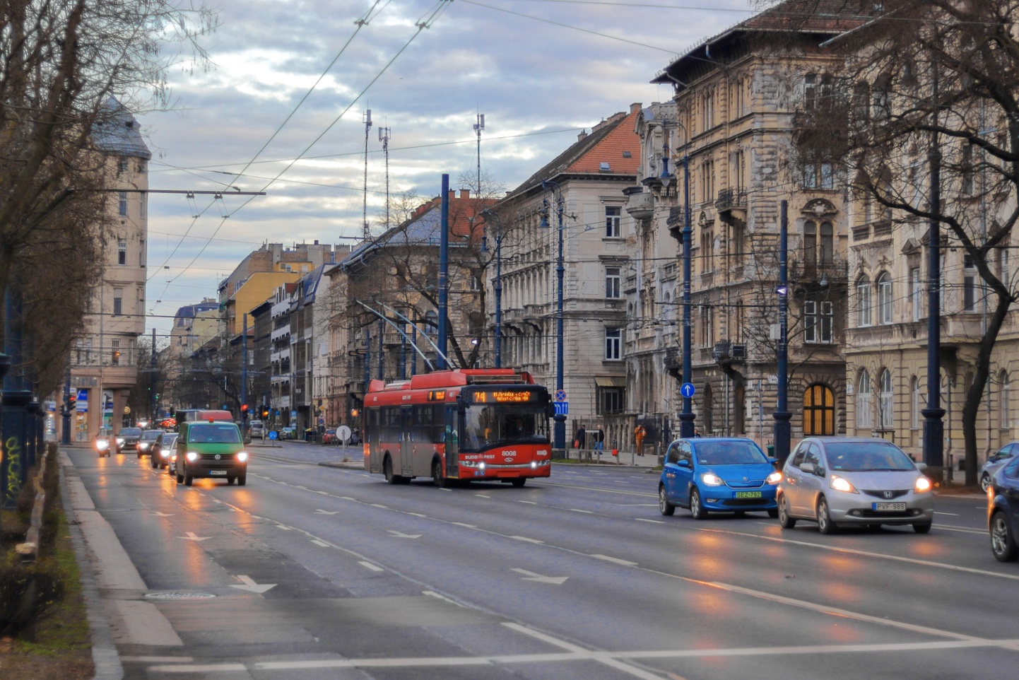 Budapest, Solaris Trollino III 12 Škoda № 8008