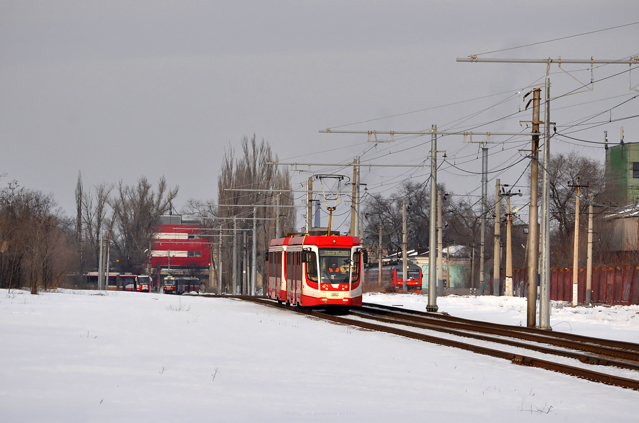 Волгоград, 71-623-03 № 5865